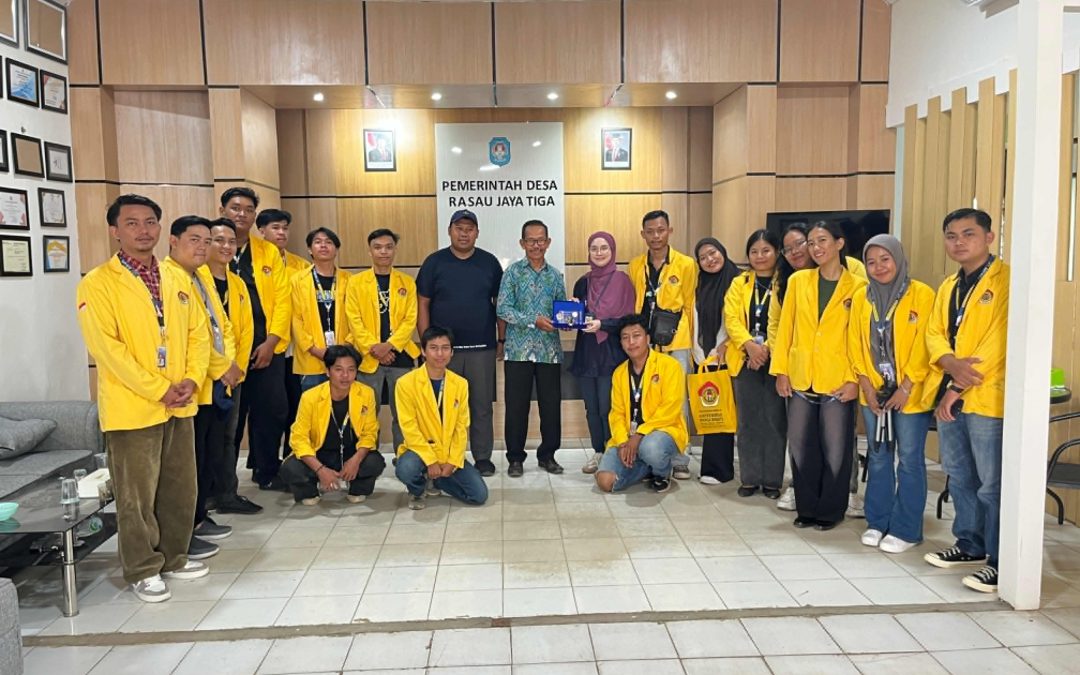 Mahasiswa KKN Sukses Laksanakan Program Pemberdayaan di Desa Rasau Jaya Tiga